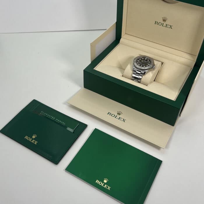 Rolex Oyster Perpetual YachtMaster 37mm 268622 Luxe Watches