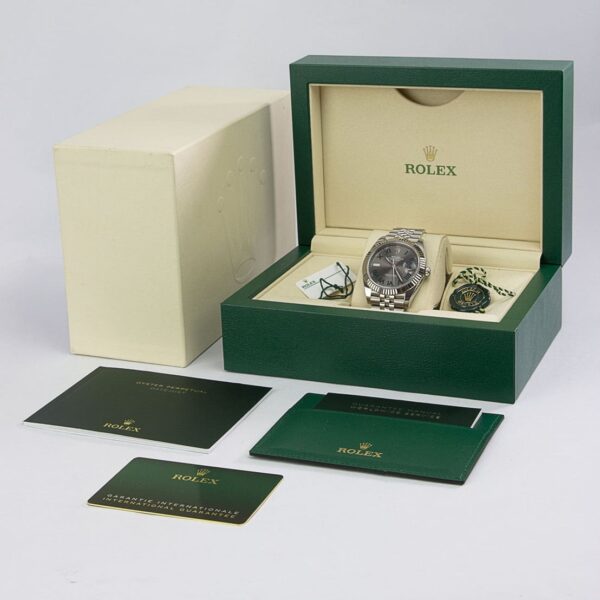 Pre-Owned Rolex Datejust  126334 Watch