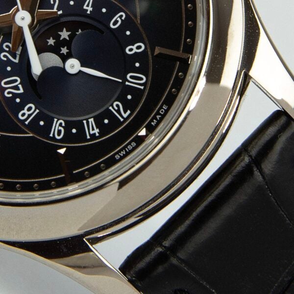Pre-Owned Patek Philippe Watches  5205G-013 Watch