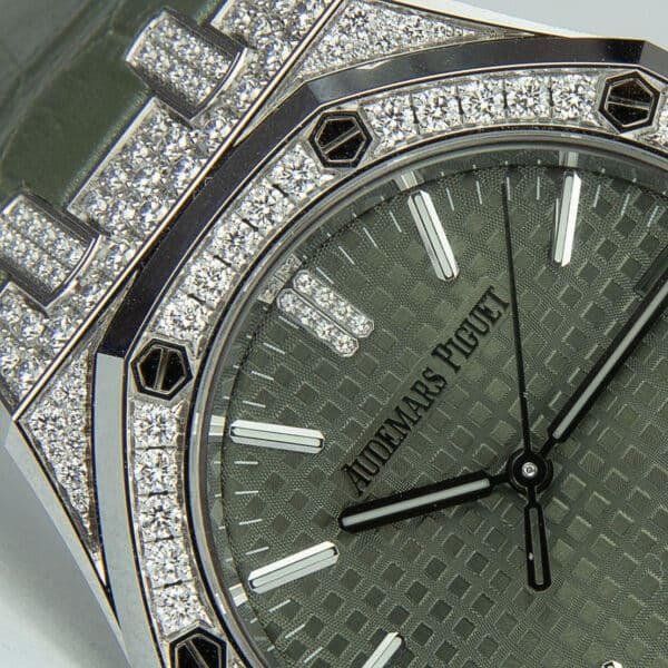 Pre-Owned   15551BC.ZZ.D405CR.01 Watch