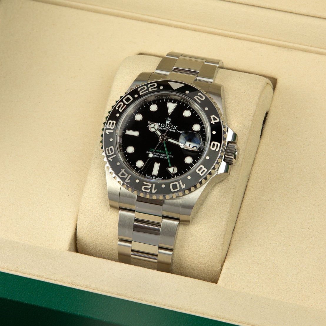 Bruce Wayne Rolex Oyster Batman Rolex GMT Master II 126710GRNR