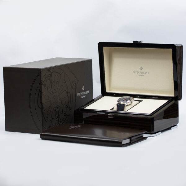 Pre-Owned Men’s Pre-Owned Luxury Watches  5470P-001 Watch